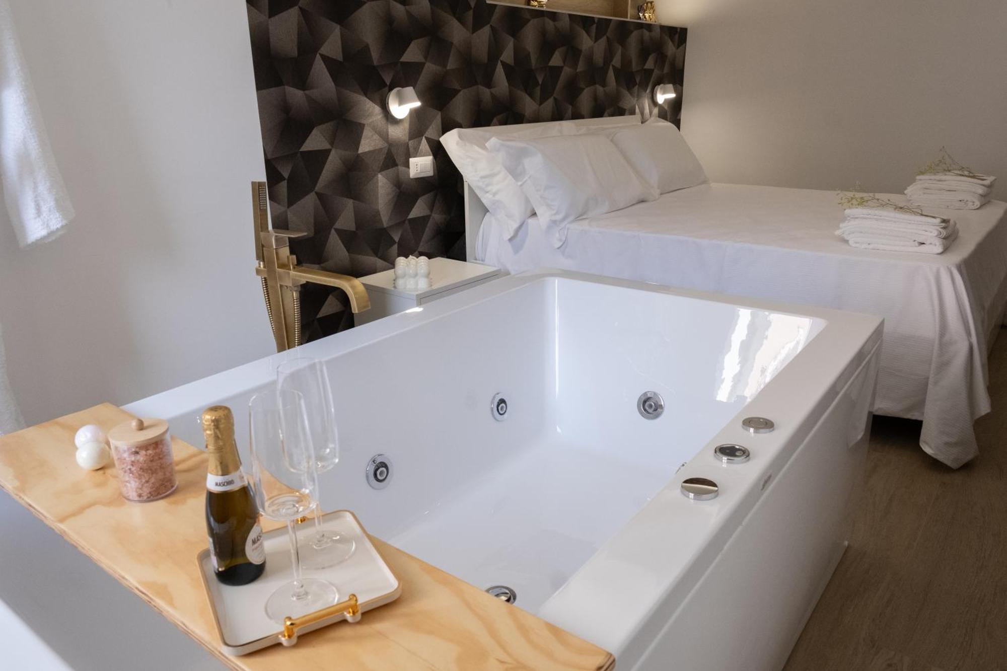 Coraline Deluxe Rooms Castellammare di Stabia Luaran gambar