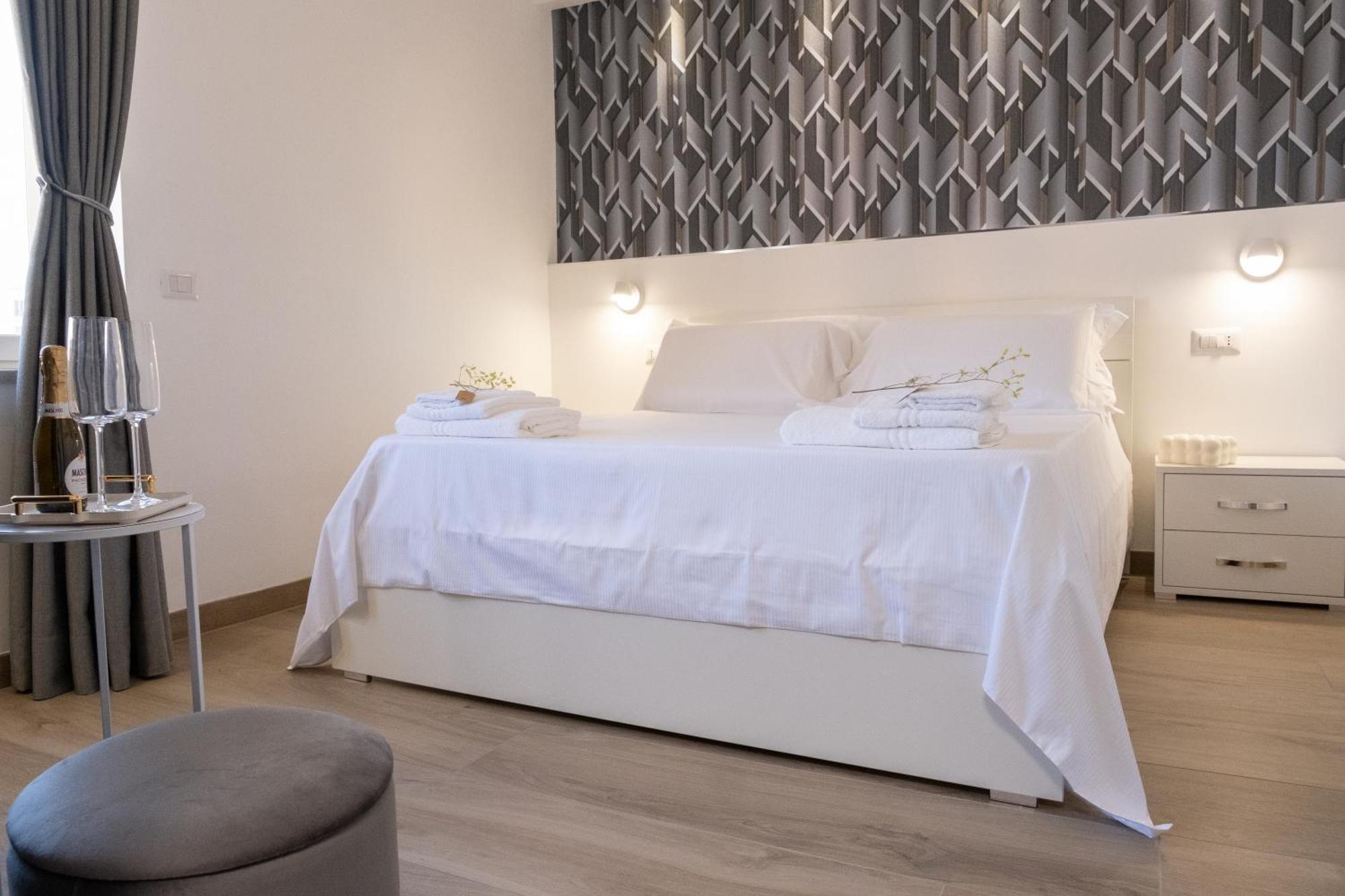 Coraline Deluxe Rooms Castellammare di Stabia Luaran gambar